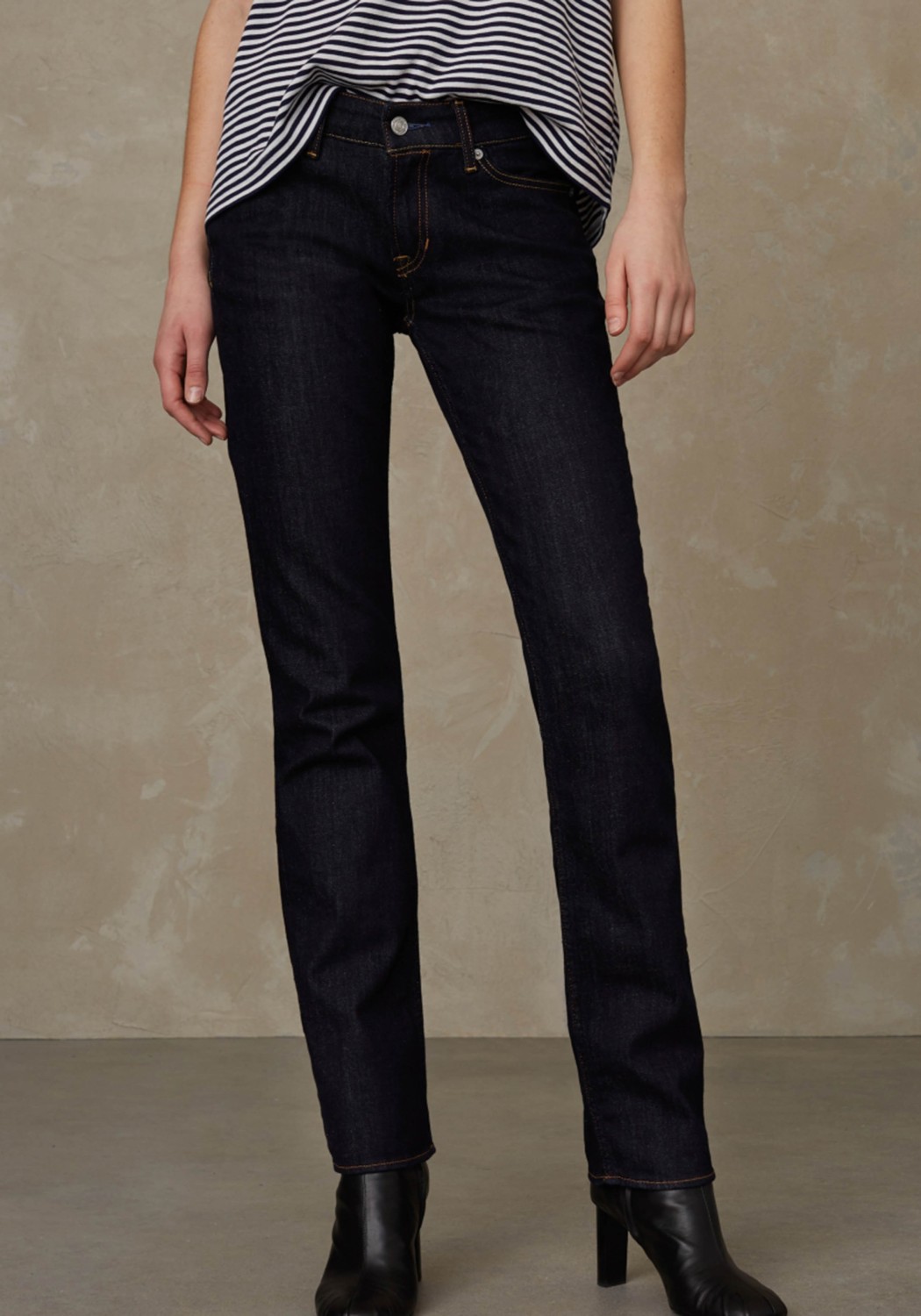 Kings Of Indigo Jeans Emi Gorbi Rinse