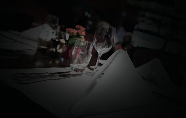 Dinner in the Dark in Linz als ausgefallene Geschenkidee