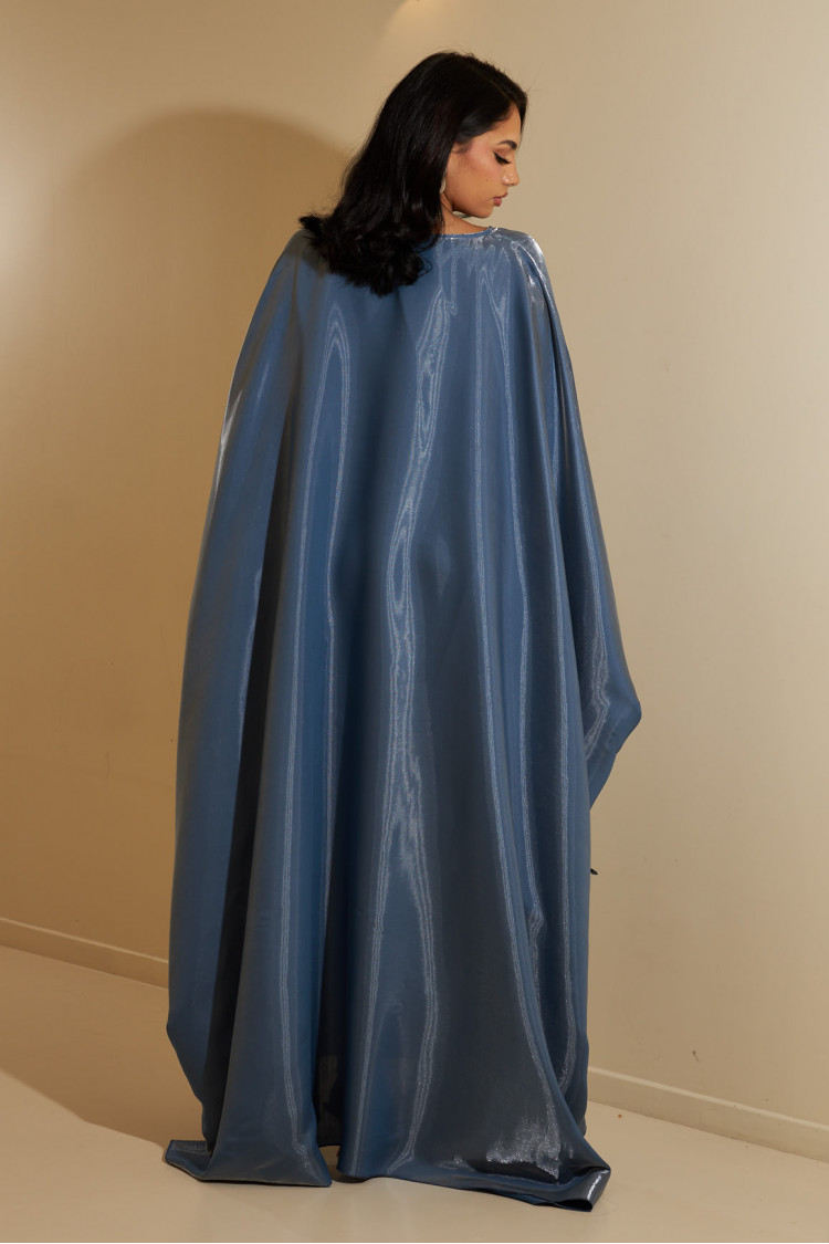 Abaya bleu nuit à manches chauves-souris satinée
