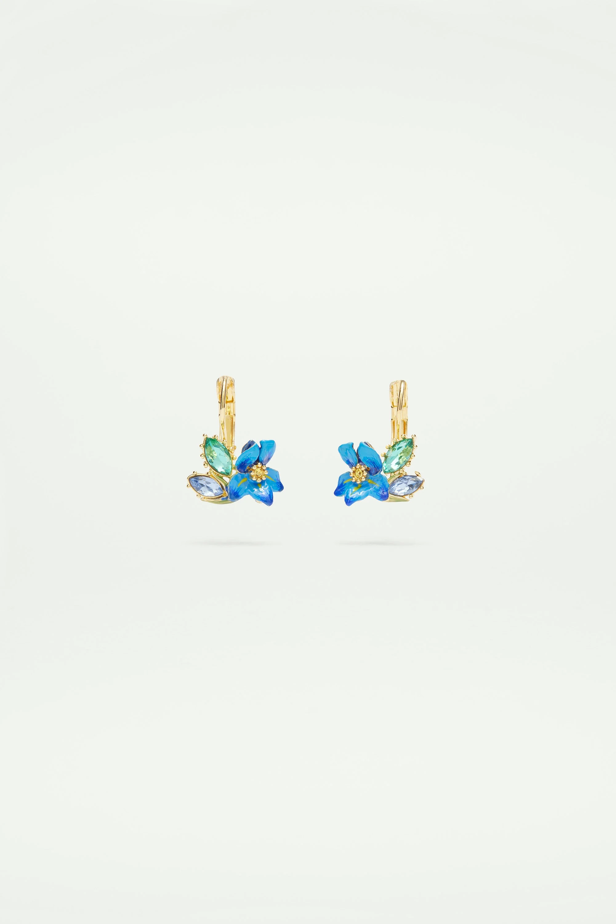 Boucles d'oreilles dormeuses iris de sibérie et verre facetté | Bleu
