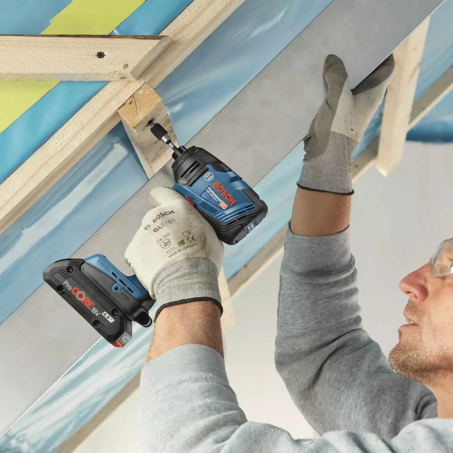 Bosch GDR 18V-210 C 18V Li-ion Accu slagschroevendraaier in L-Boxx
