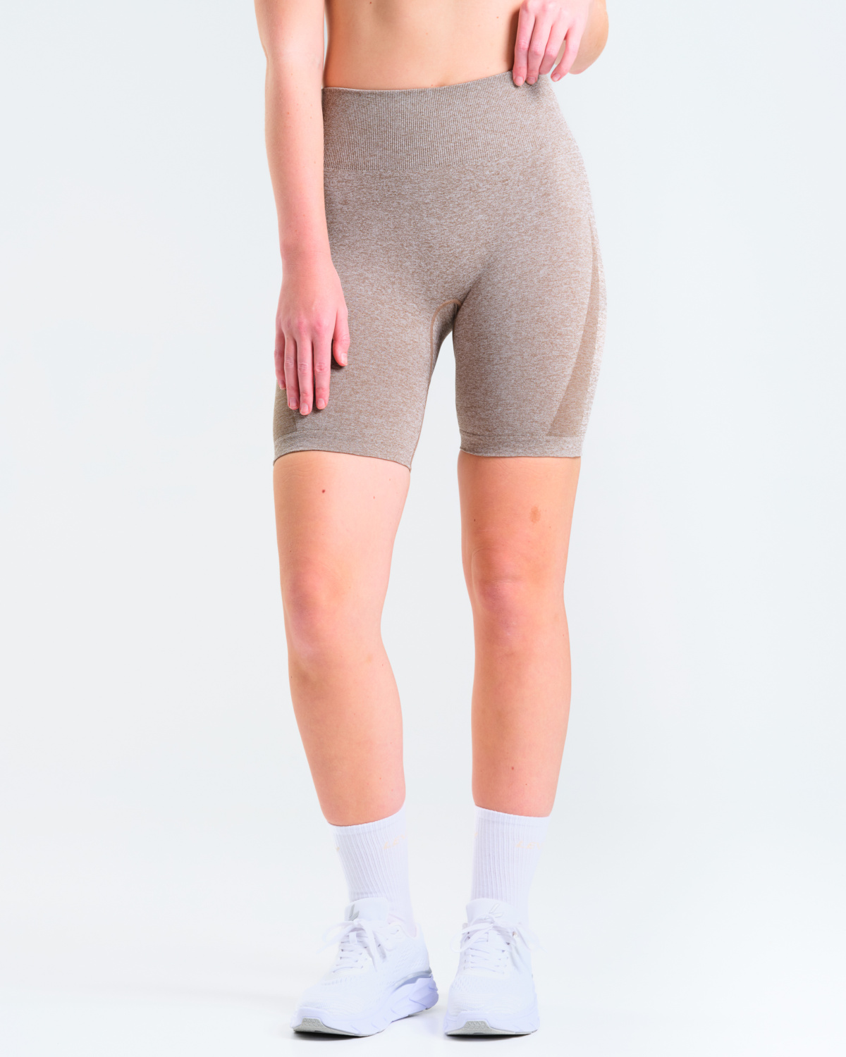 LEVITY Solar Seamless Shorts Mole Brown Marl