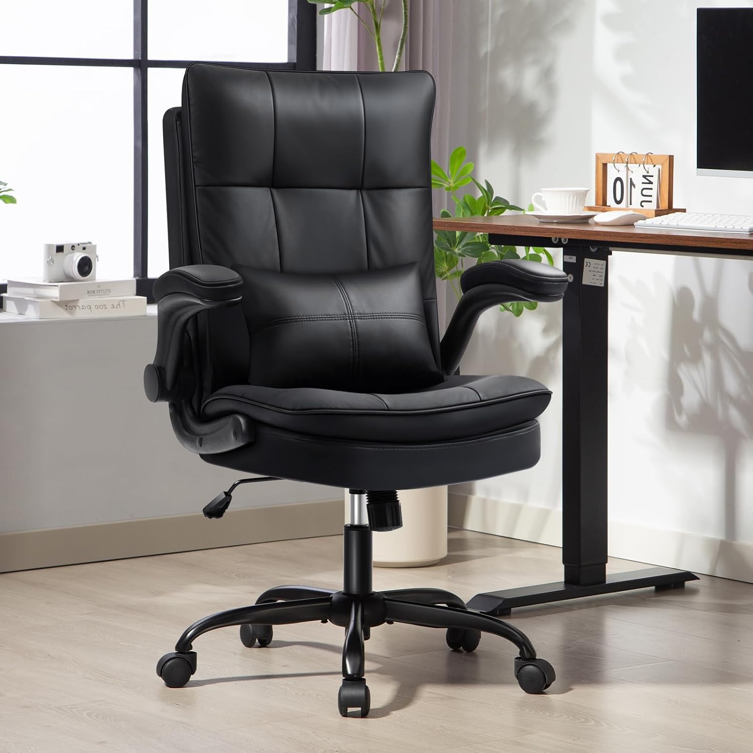 Bürostuhl Ergonomisch [TESTSIEGER] Schreibtischstuhl | Kratzfeste Leder & Hohe Rückenlehne | Höhenverstellbar & Wippfunktion | Chefsessel 150 Kg | Drehstuhl Mit Rollen | PC Stuhl Schwarz
