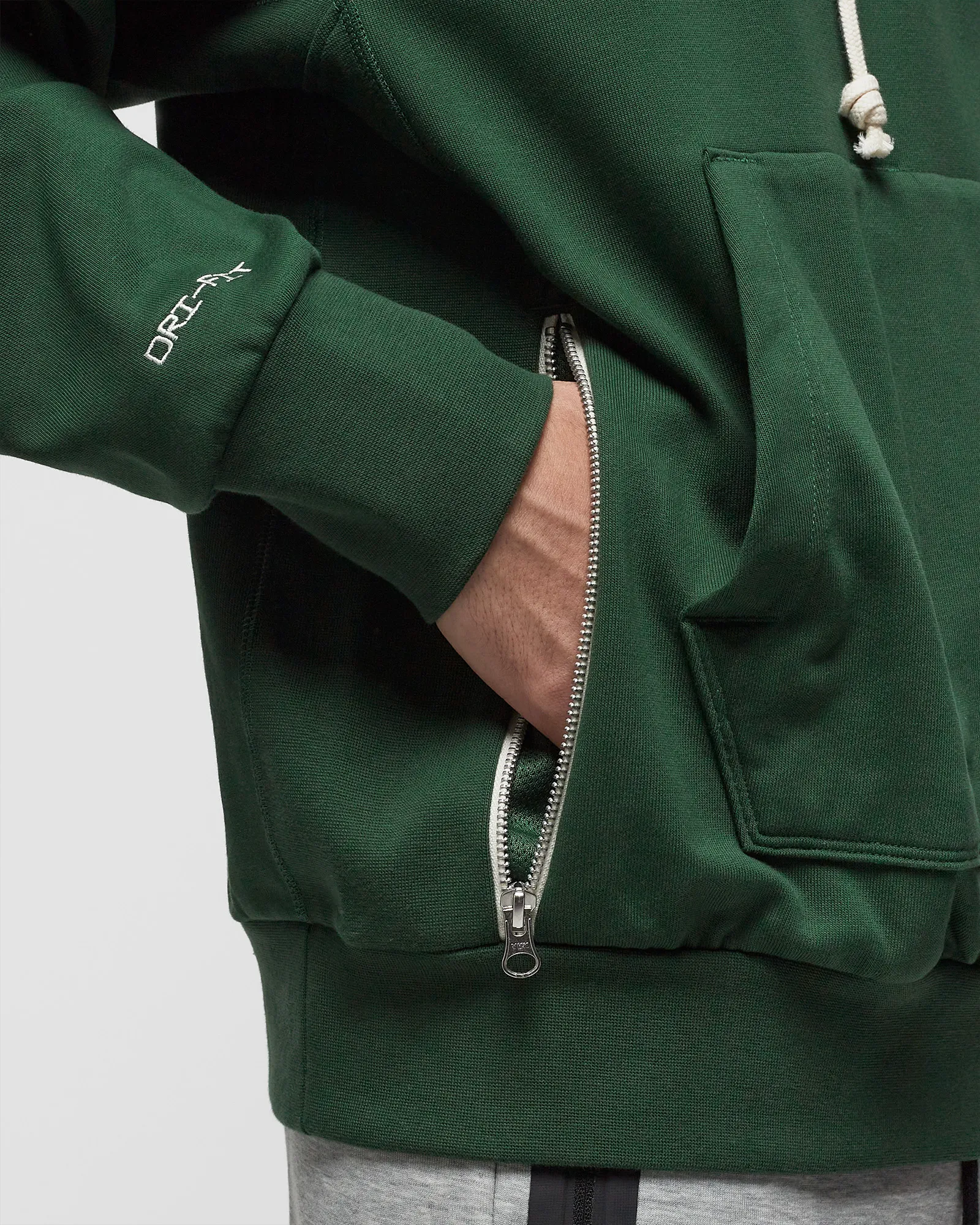 Moletom Nike NBA Milwaukee Bucks Standard Issue
