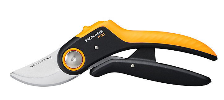 Sécateur à lame franche Powerlever Plus P721 Fiskars