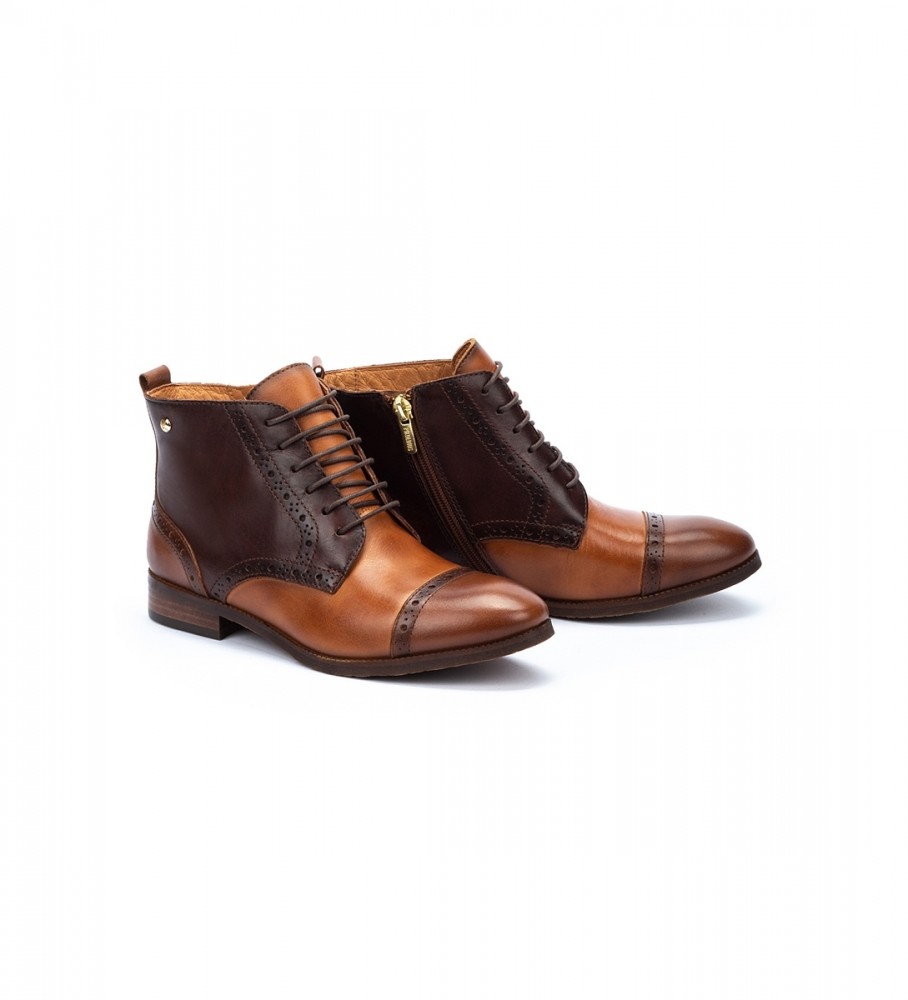 Botas de tornozelo Pikolinos Royal em couro marrom