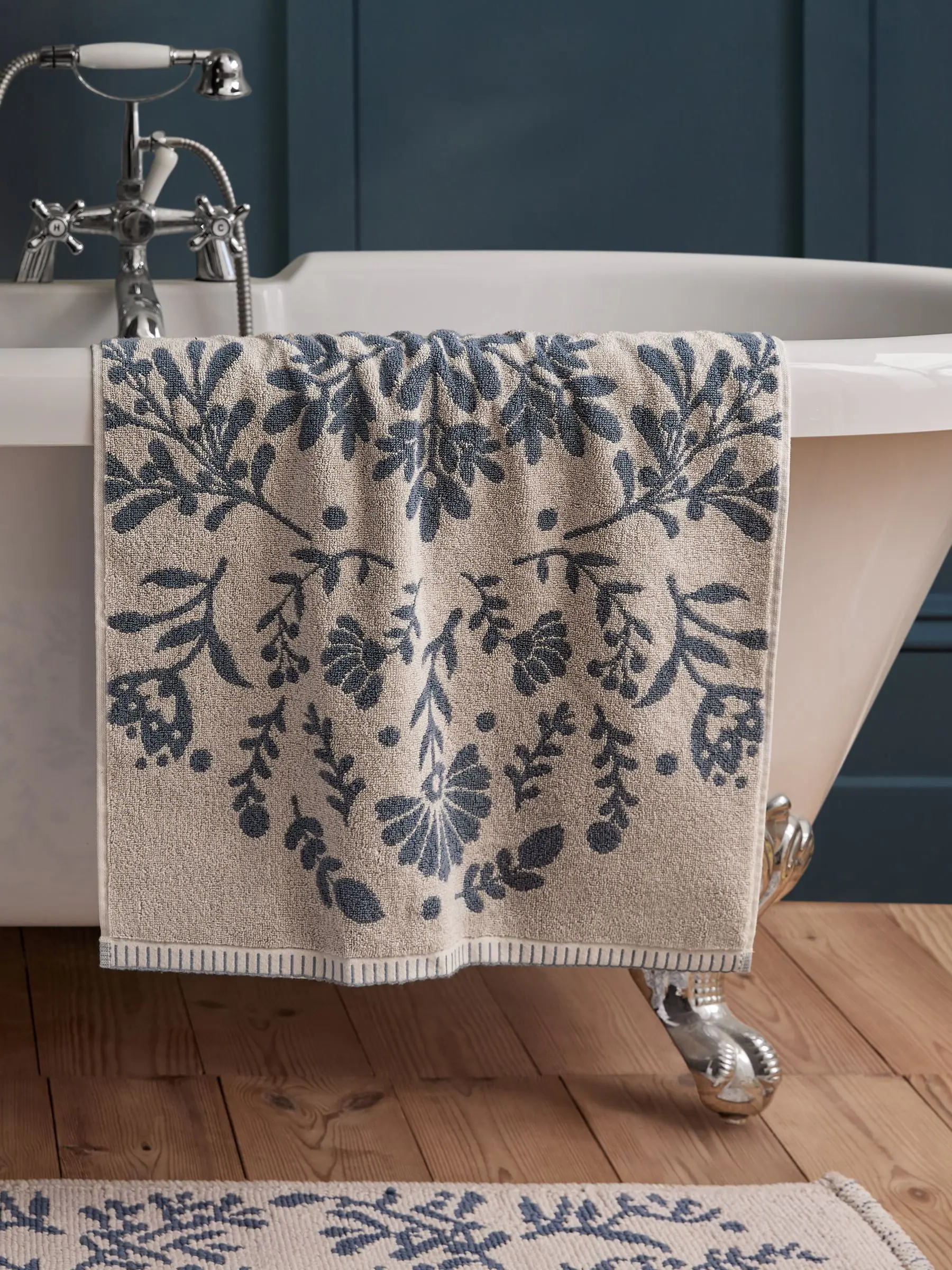 Seeking Simplicity Floral Print Cotton Towels