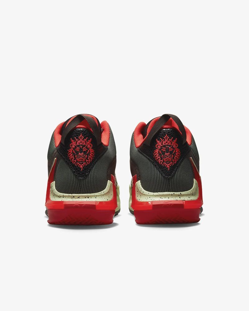 Chaussures de basket Nike Witness 7 Noir & Rouge Crimson pour homme