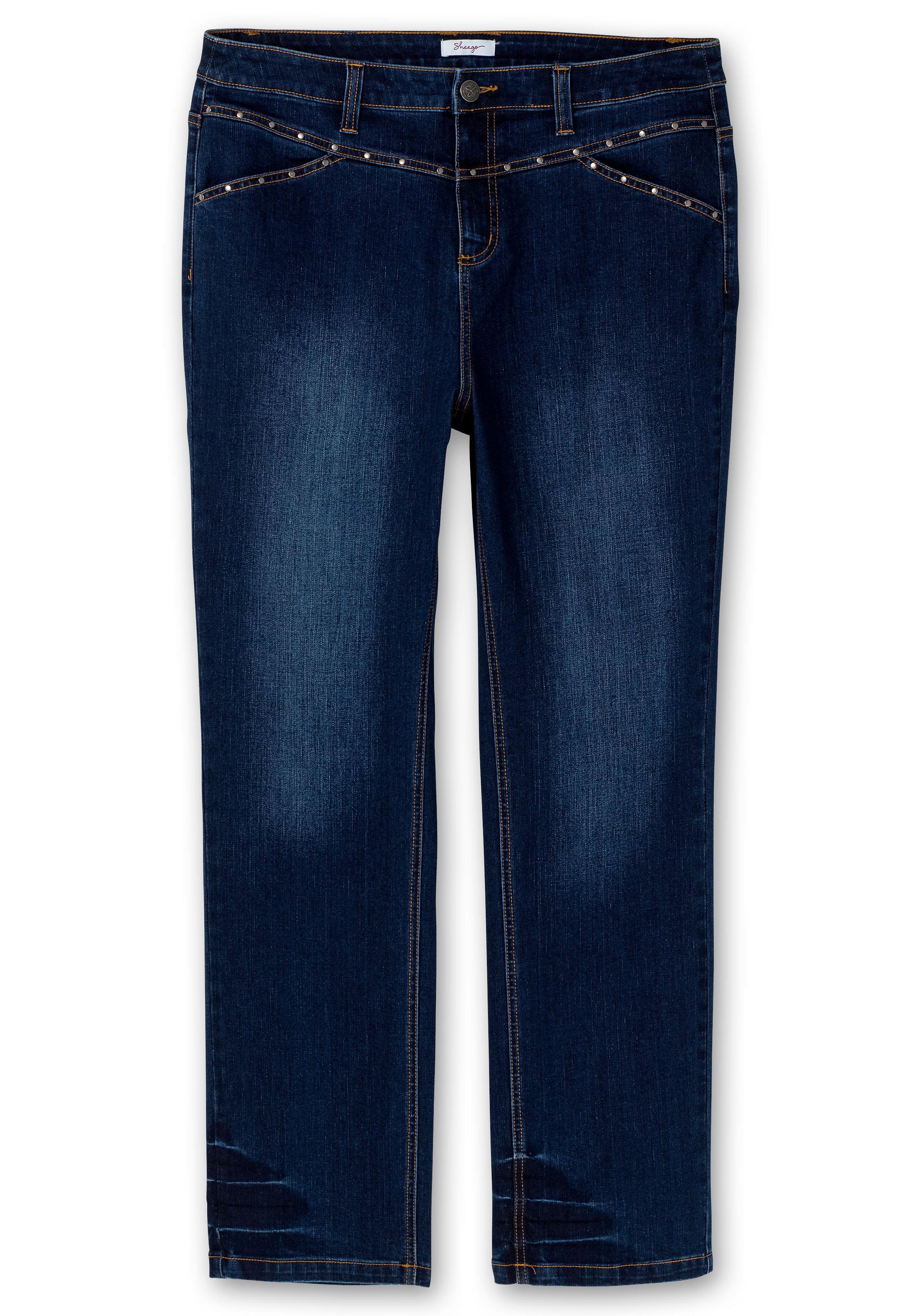 Gerade Jeans mit Nieten an Bund und Taschen