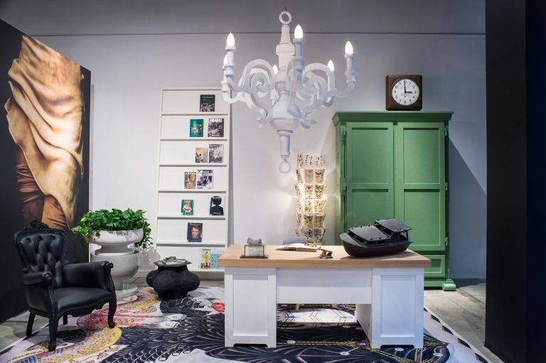 Moooi Oblique boekenkast big zwart