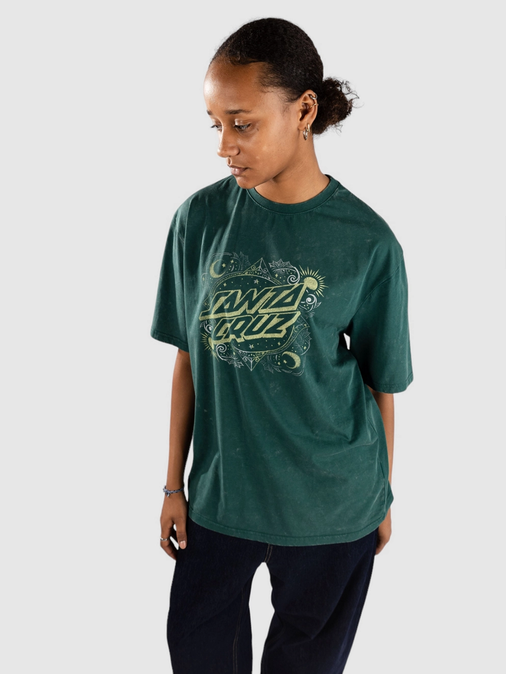Santa Cruz Ornate Dot Front Oversized T-Shirt emerald acid wash