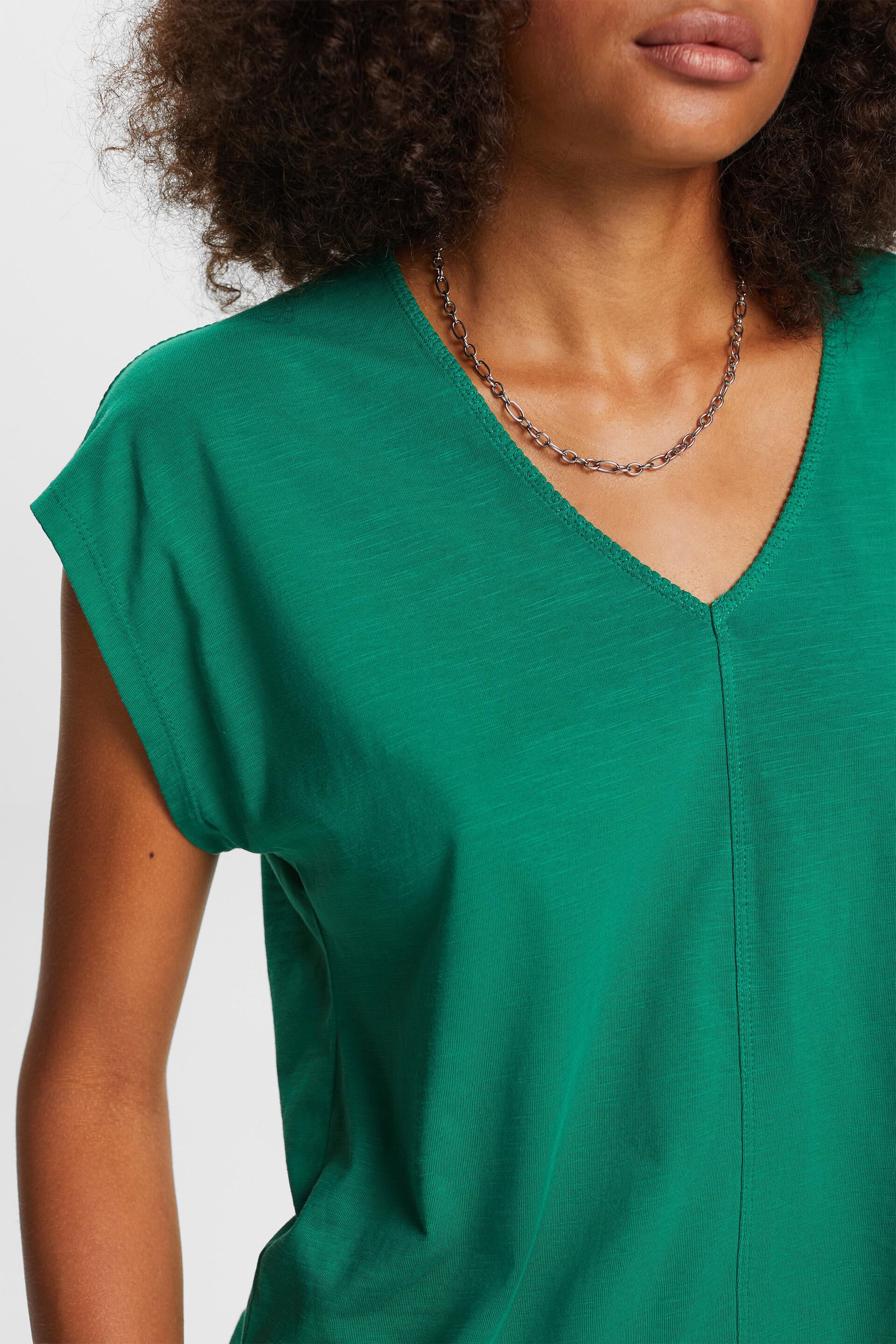 T-shirt à encolure en V orné de surpiqûres décoratives, 100% coton