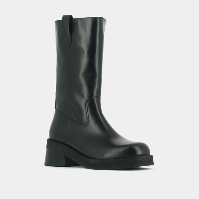 Bottines à talons et fermetures éclair  en cuir noir