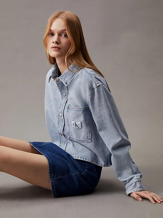 jaqueta camisa jeans de corte reto