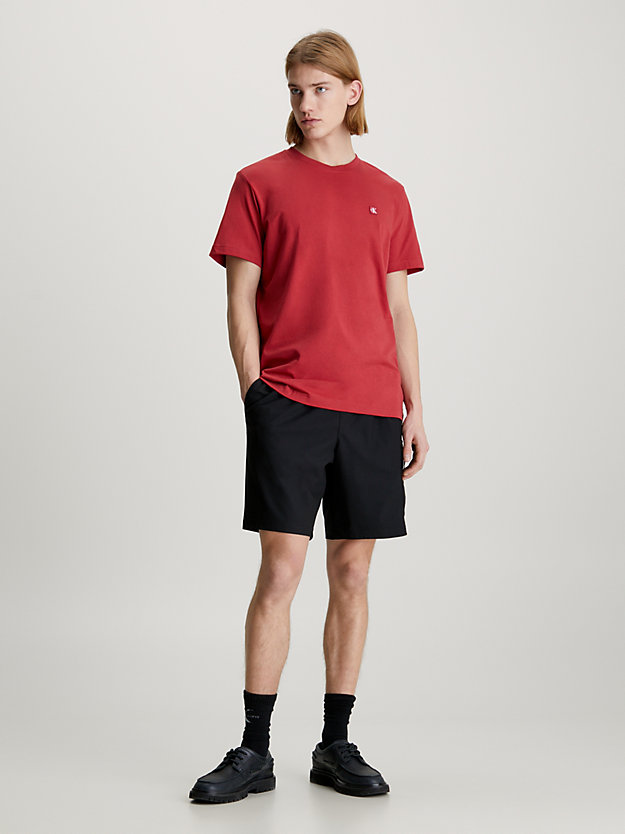 Camiseta com monograma