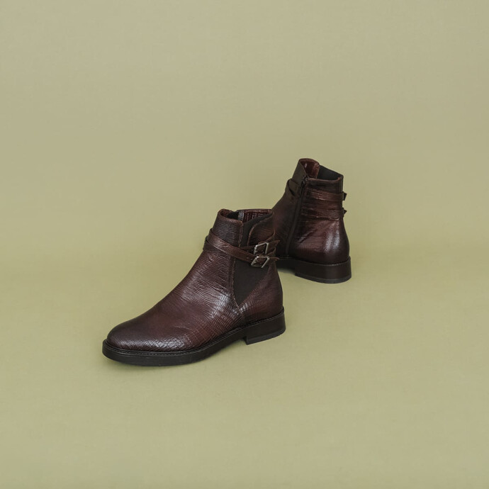 Bottines à boucles fines  en reptile marron