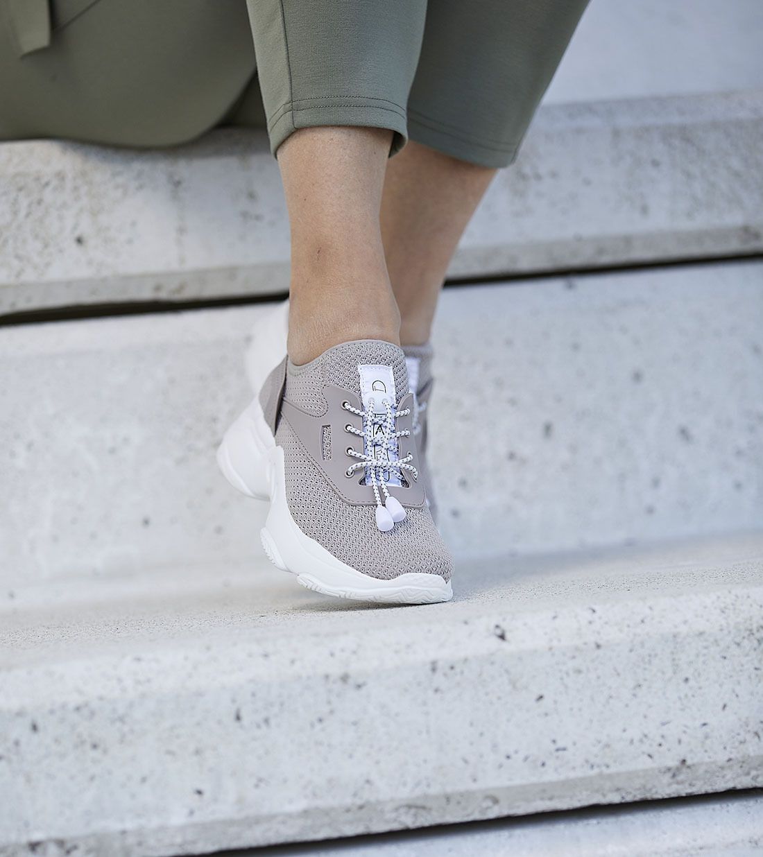 Sanna sneaker