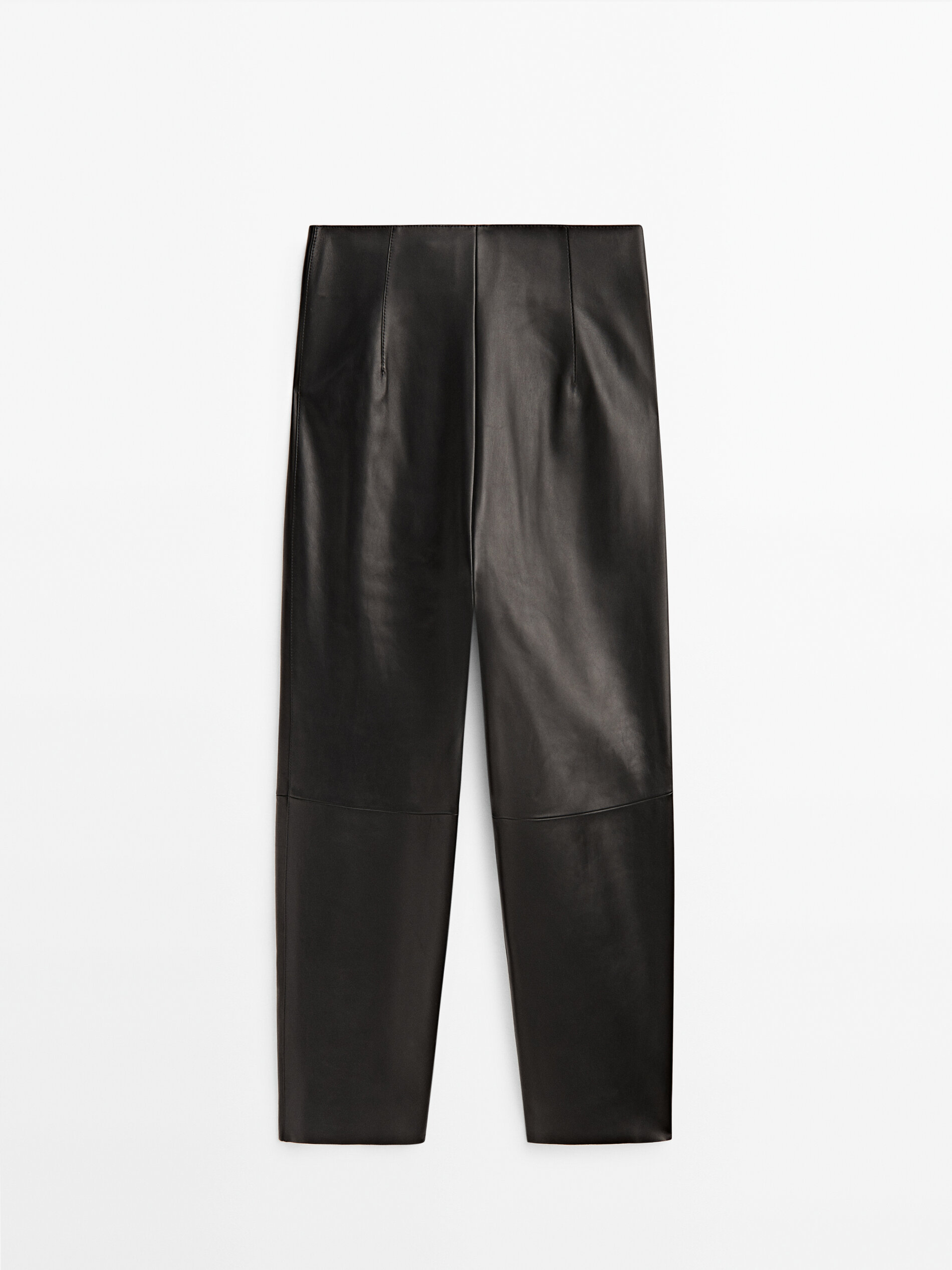 Calça plissada em couro napa - PRETA
