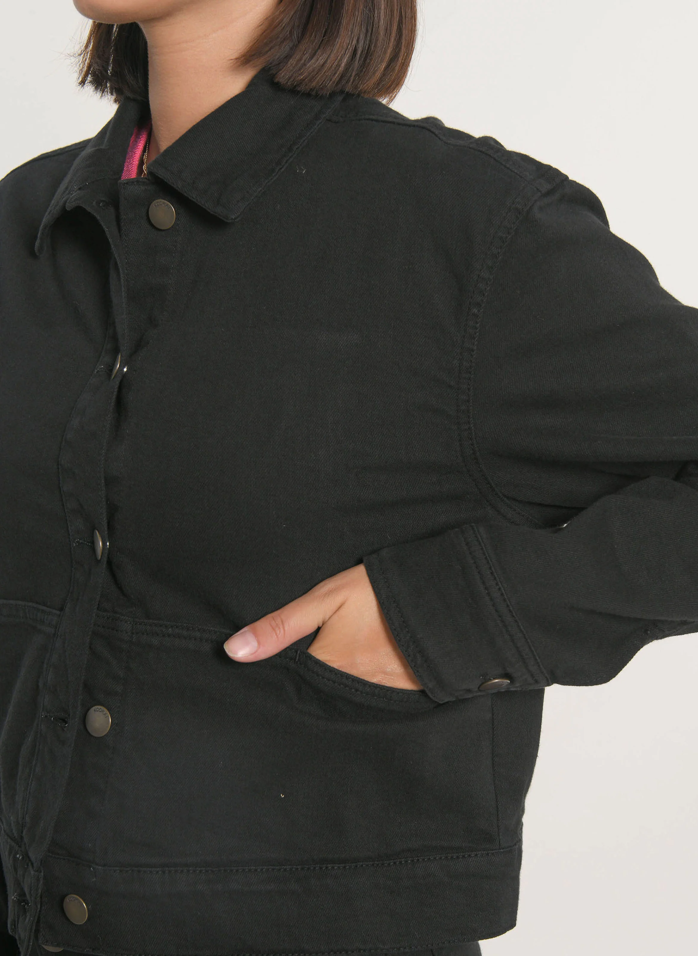 THADEE - Veste courte en coton mélangé | Noir