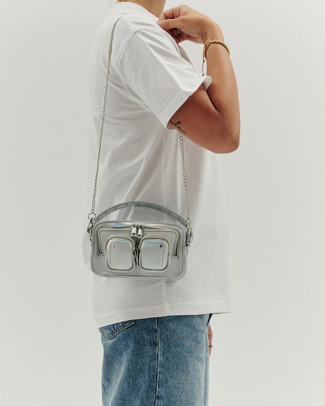 Nunoo Kleine Crossbodytas / Schoudertas Dames Helena Recycled Cool Zilver
