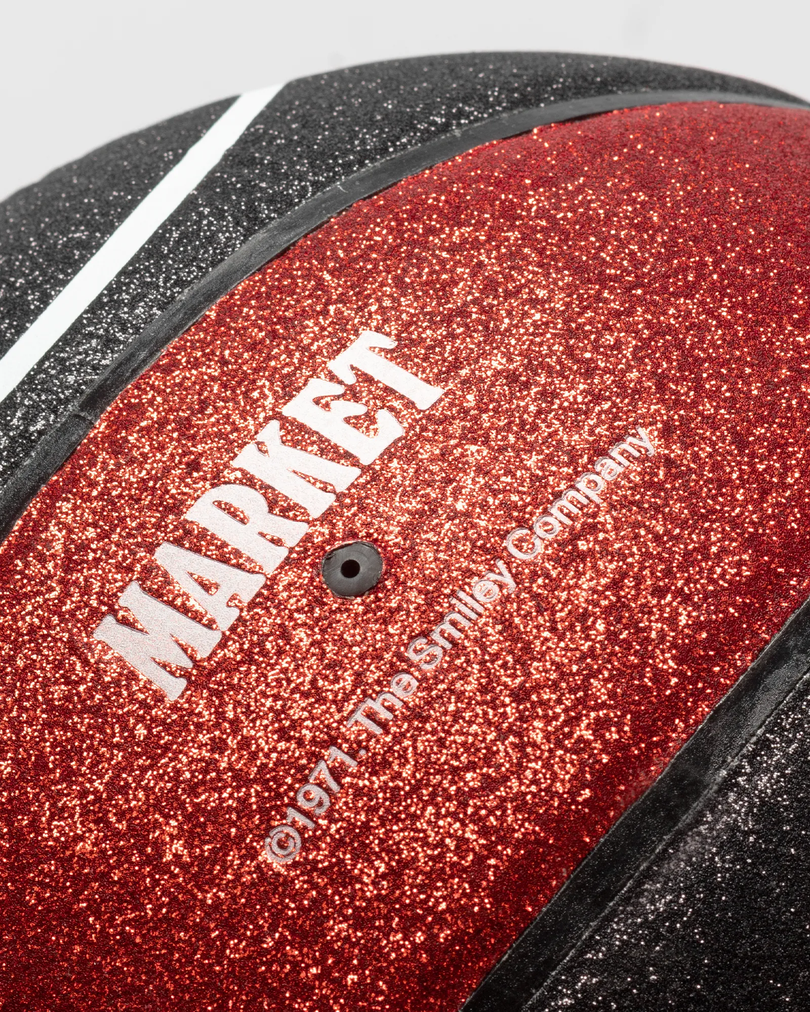 Market Smiley Glitter Windy City Basketball SIZE 7