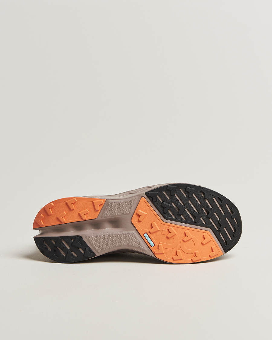 ON Cloudsurfer Trail Eclipse/Cinder
