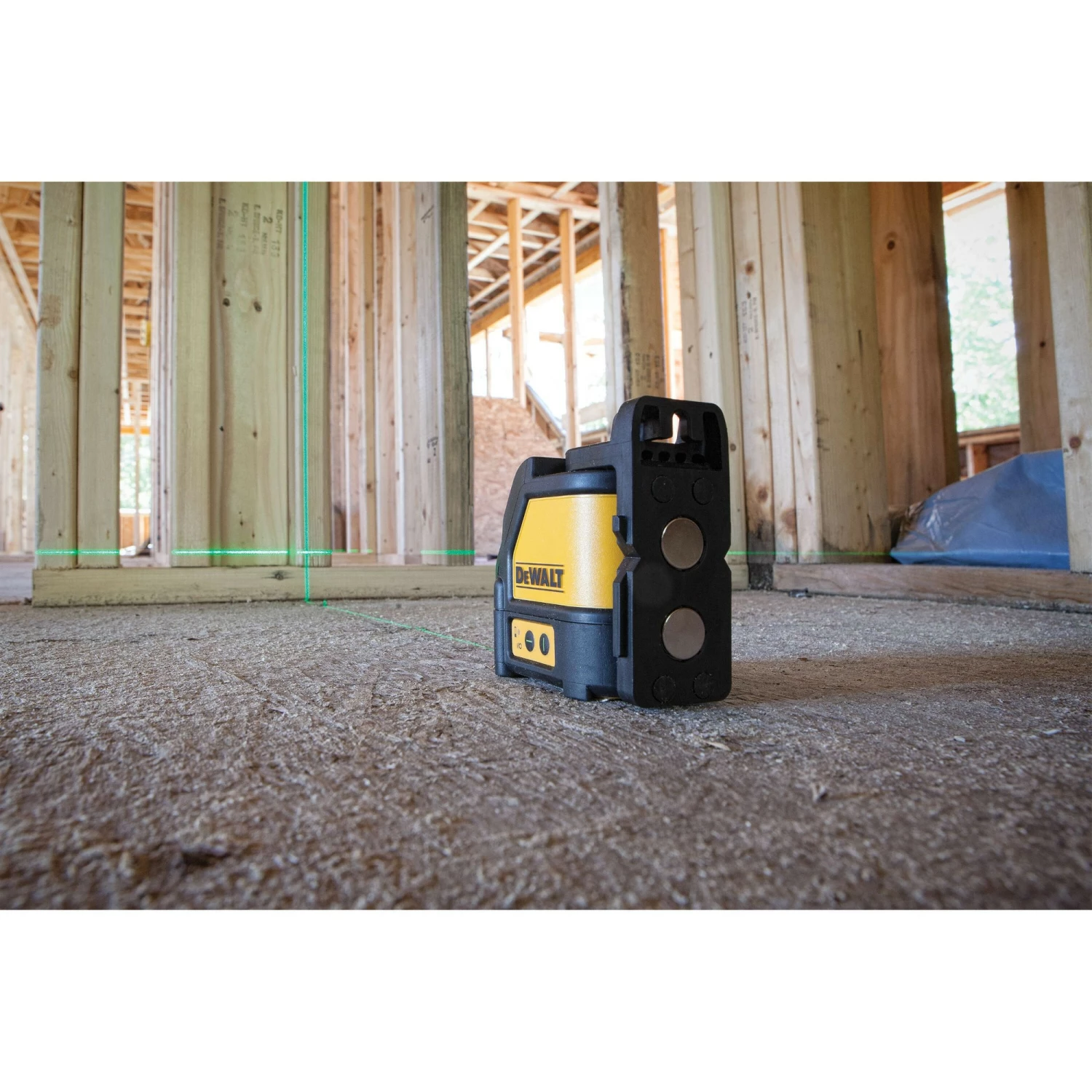 DeWALT DW088CG Zelfnivellerende kruis lijnlaser in koffer - 2 lijnen - 15m - Groen