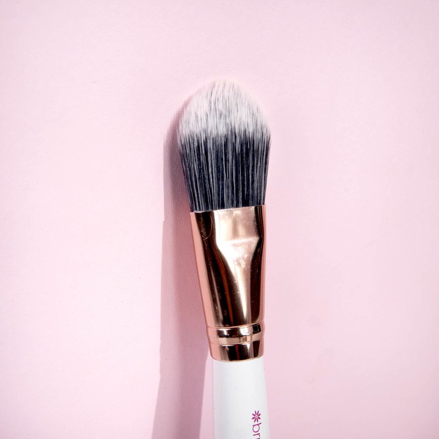 Brushworks White & Gold Foundation Brush