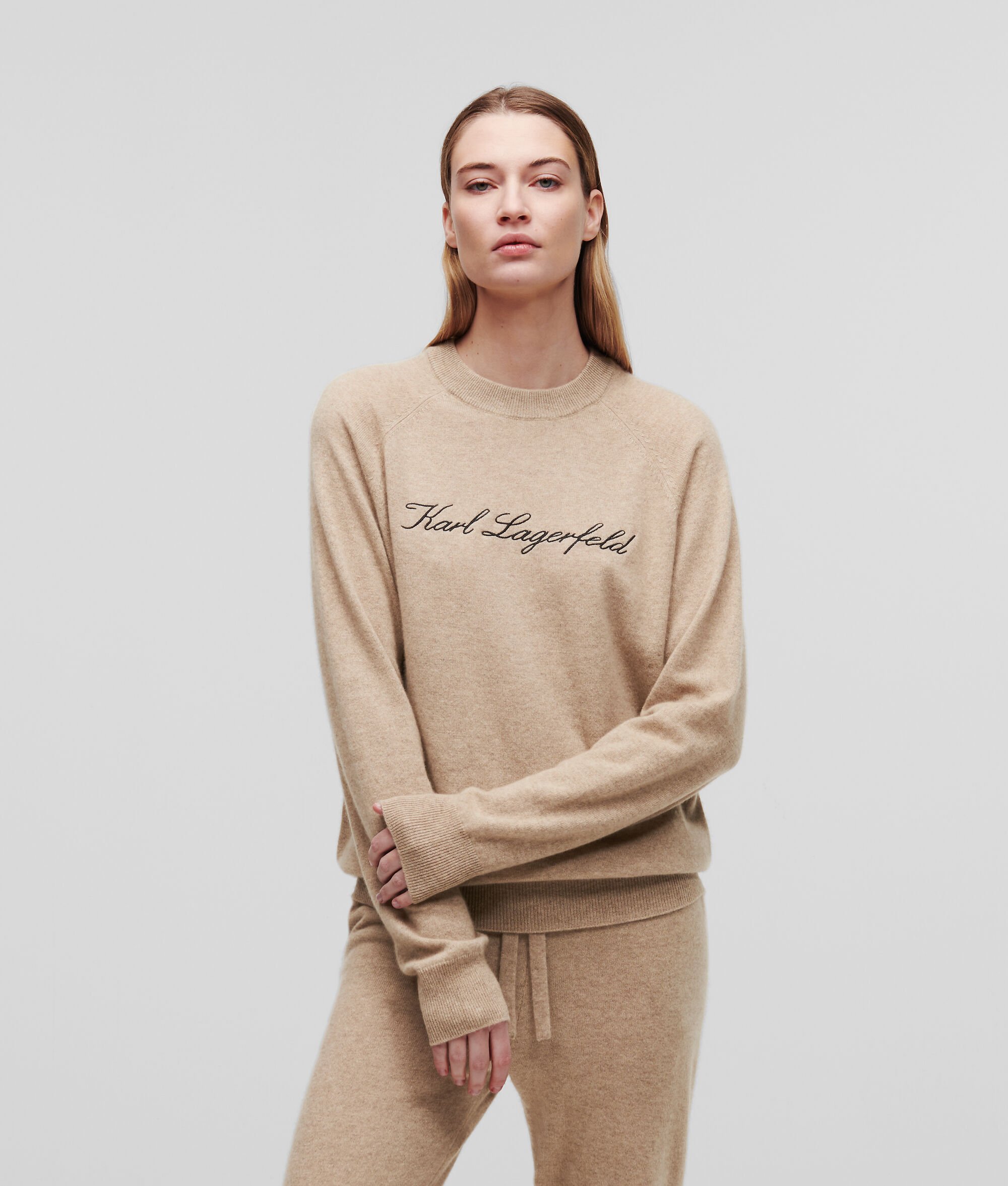 PULL EN CACHEMIRE HOTEL KARL