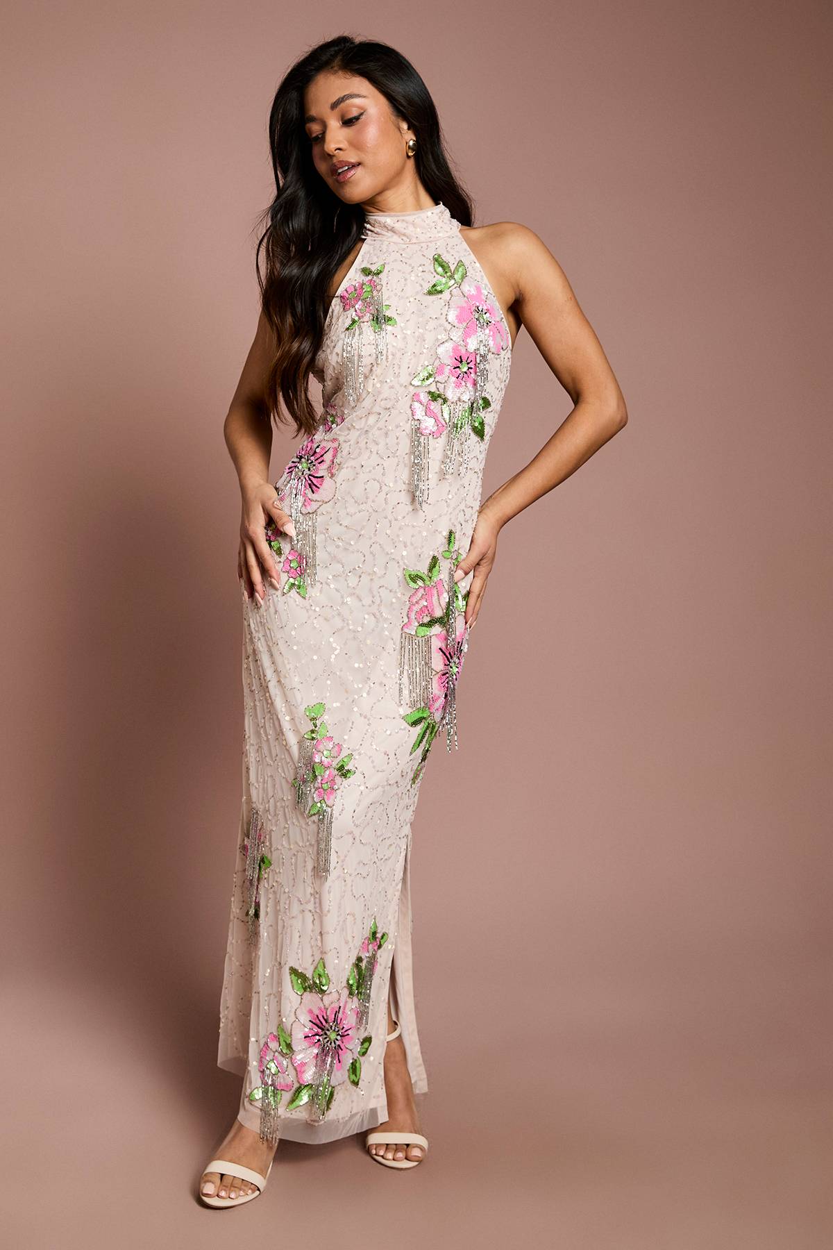 Coast Robe Longue Petite À Col Montant Et Sequins Floraux