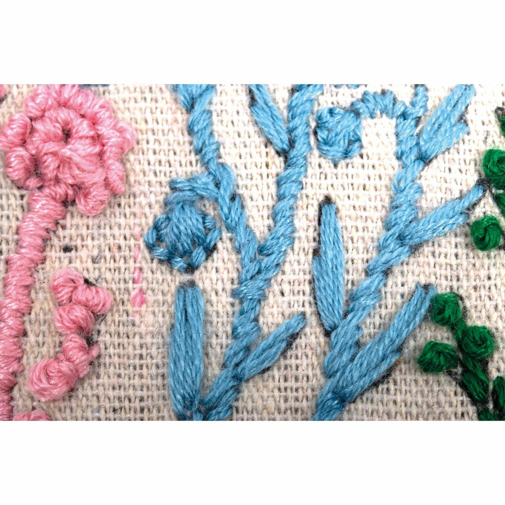 Kit de broderie - fleurs et graminées - 13,5 cm
