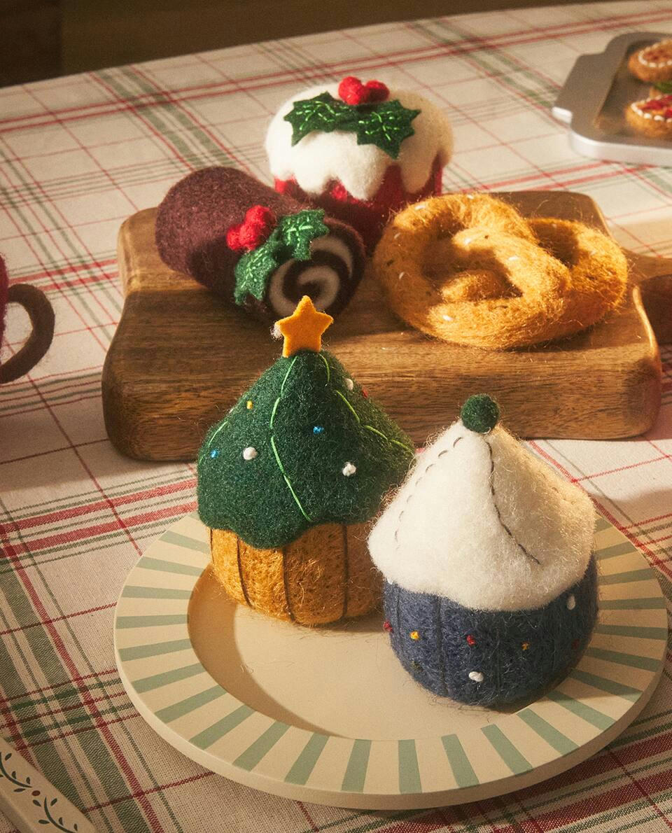 Conjunto de doces de feltro para crianças