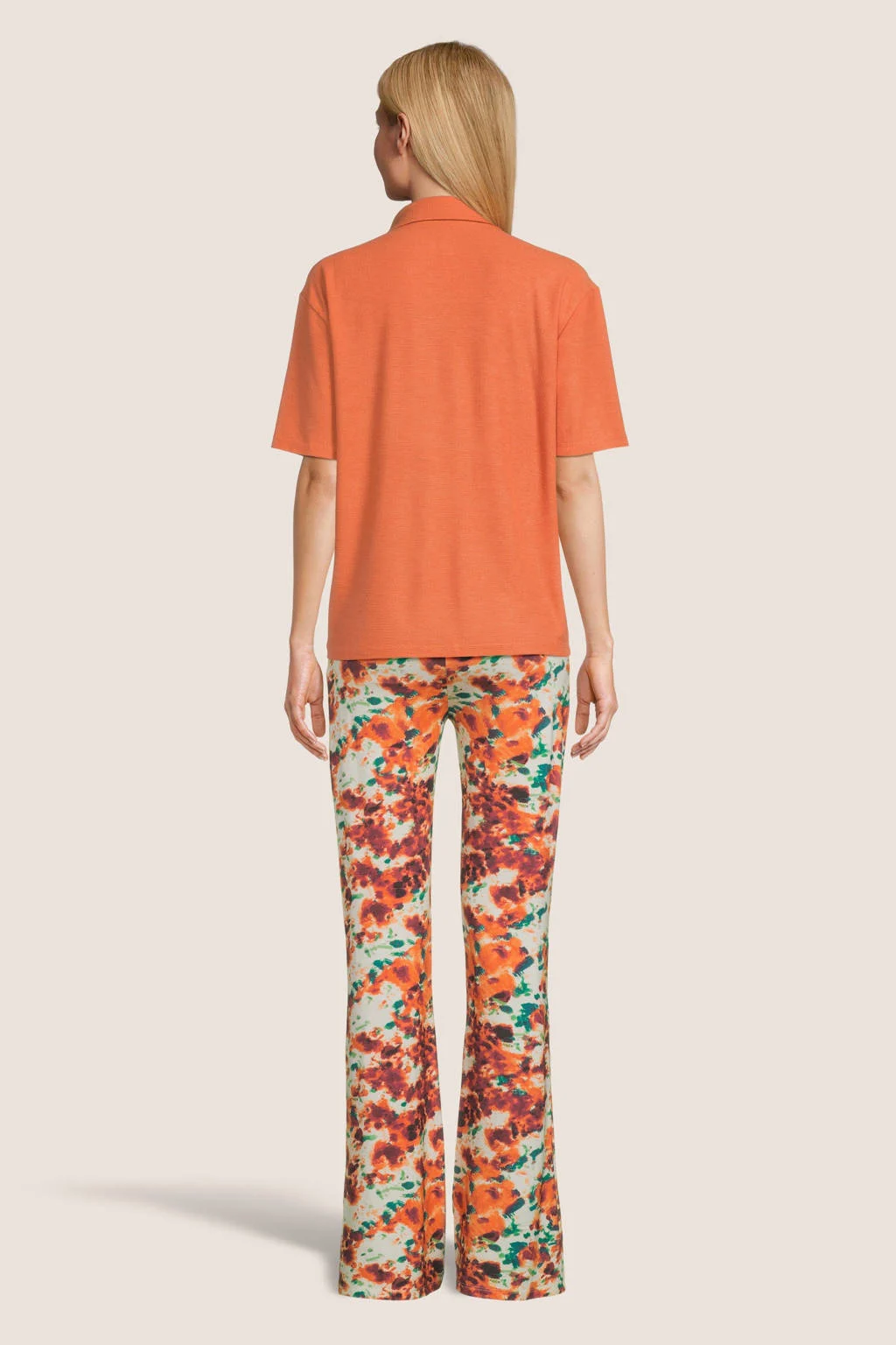 LOVE2WAIT high waist flared broek met all over print oranje/brique/groen