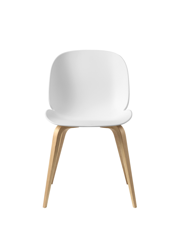 Gubi Beetle stoel met messing onderstel, alabaster white