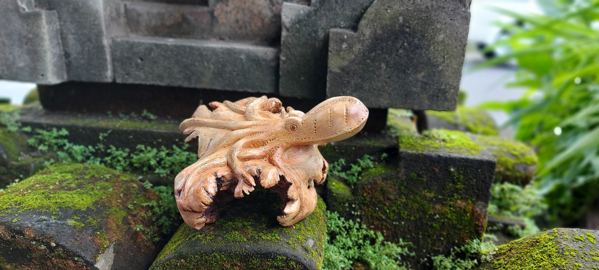 Figur 'Oktopus' aus Holz, L 17 cm, B 11 cm von fischer's lagerhaus