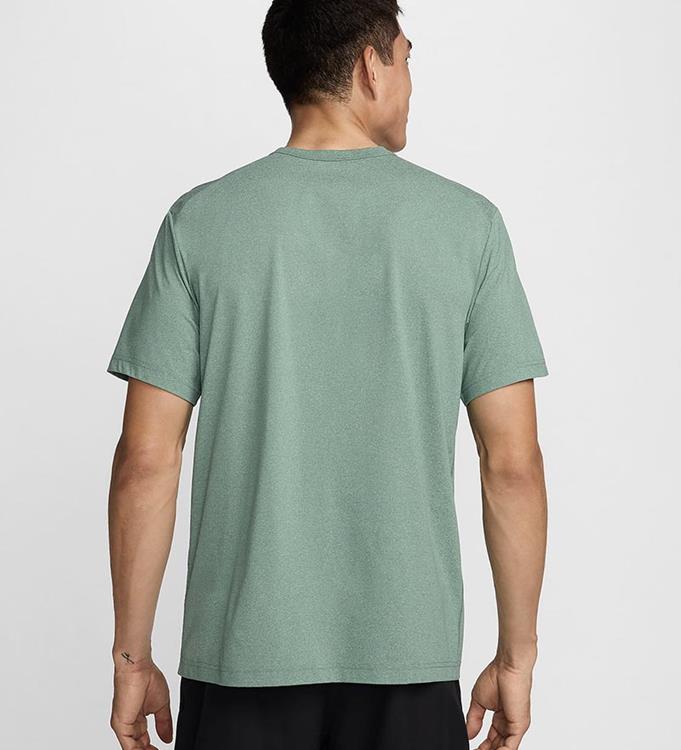 Nike Men Hyverse Dri-Fit UV T-Shirt