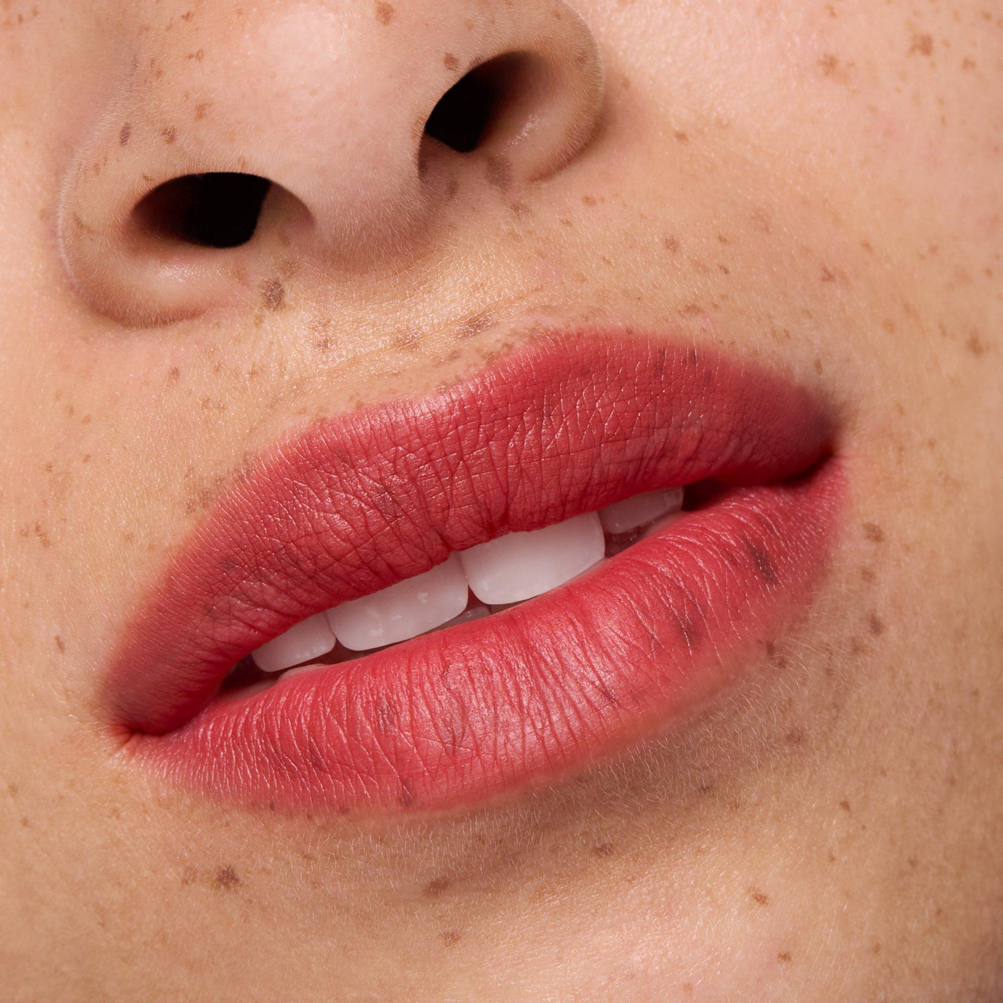 soft touch lip mousse