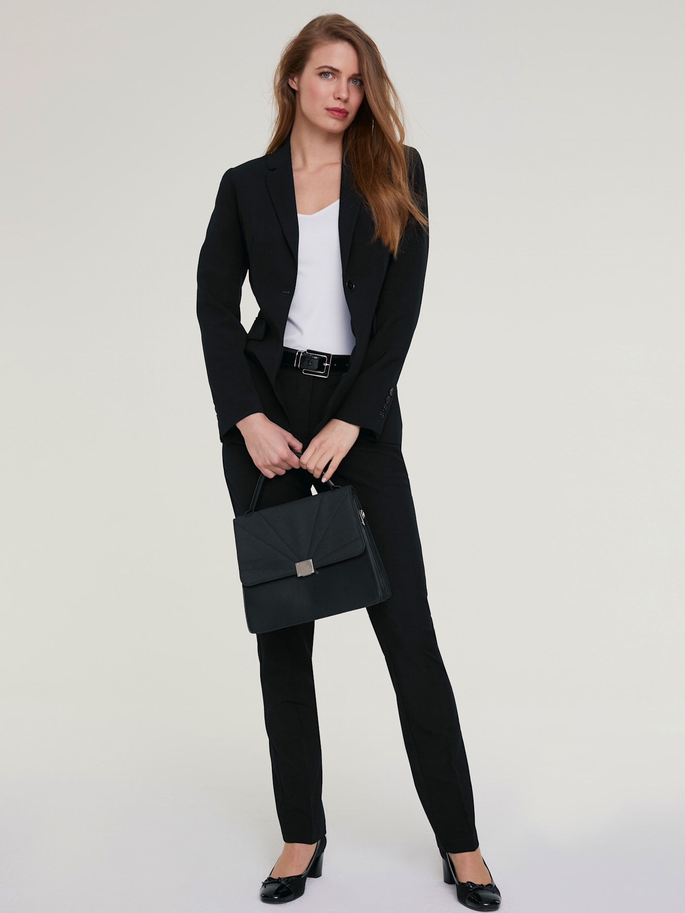Tailleur pantalon coupe droite