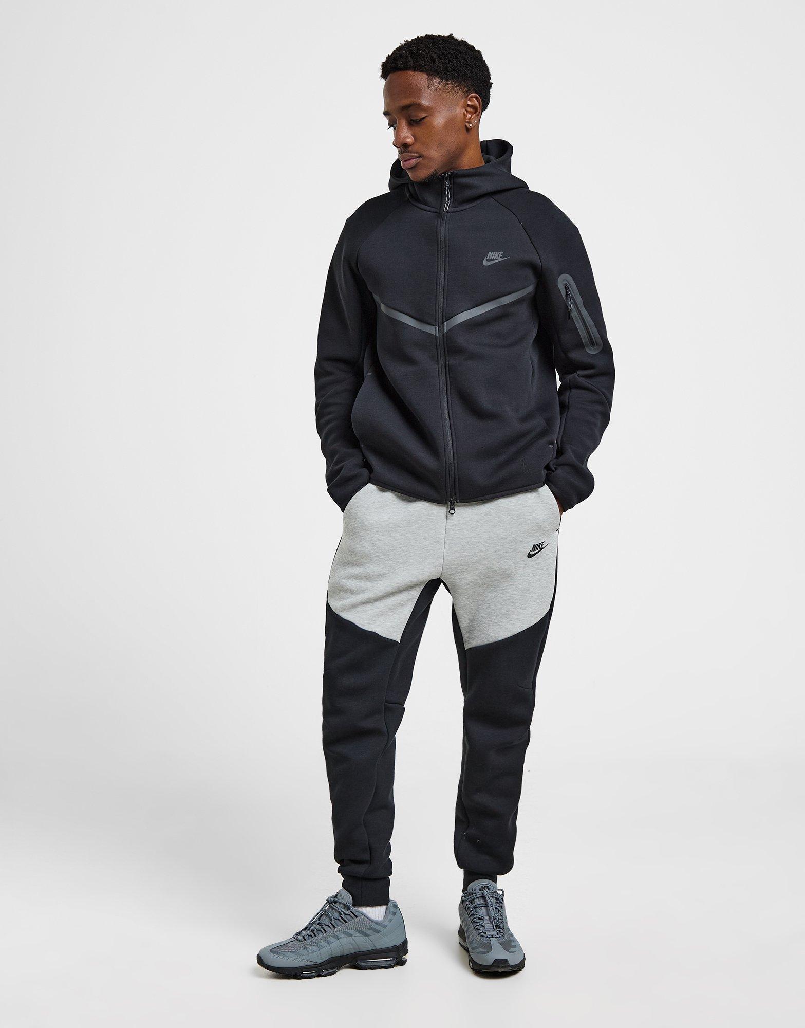 Nike MEN'S FLEECE JOGGERS
