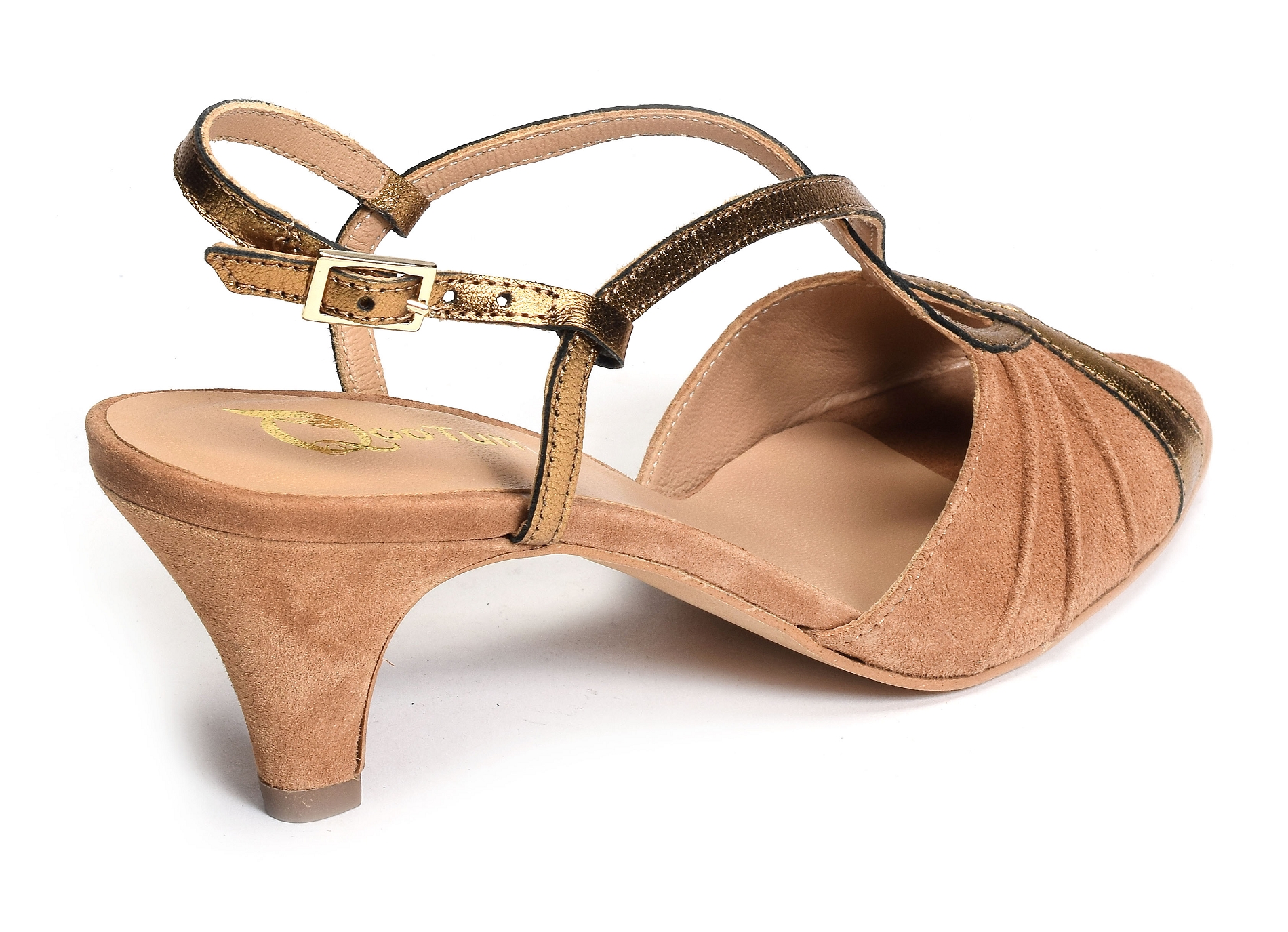 15780 camel or