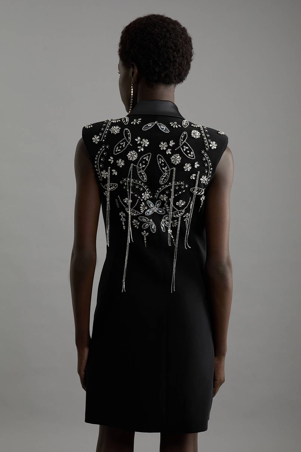 KarenMillen Petite robe mini tissée à col plongeant avec détails embellis