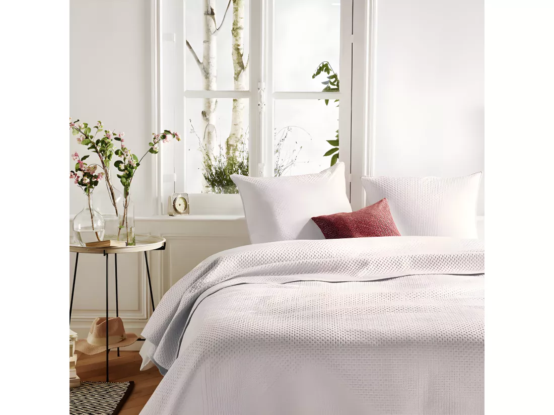 Dessus de lit 260 x 240 cm + 2 Taies 60 x 60 cm 