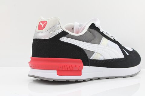 PUMA Sneaker