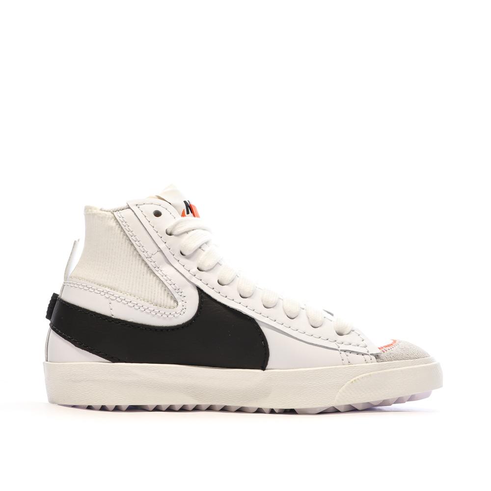 Nike Baskets Blanches/Noires Femme Nike Blazer77
