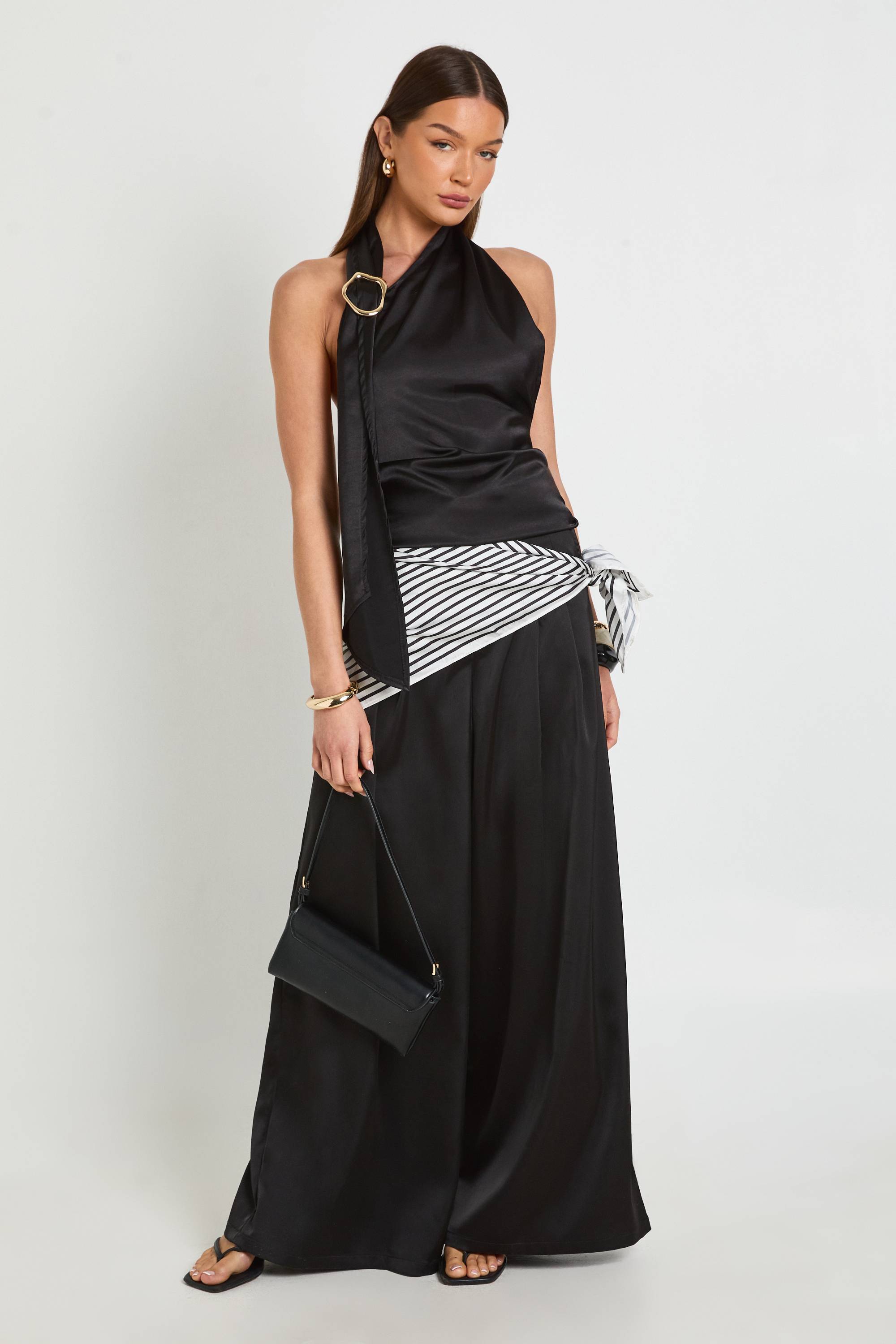 boohoo Haut Col Licou À Détail Foulard Et Finitions Dorées