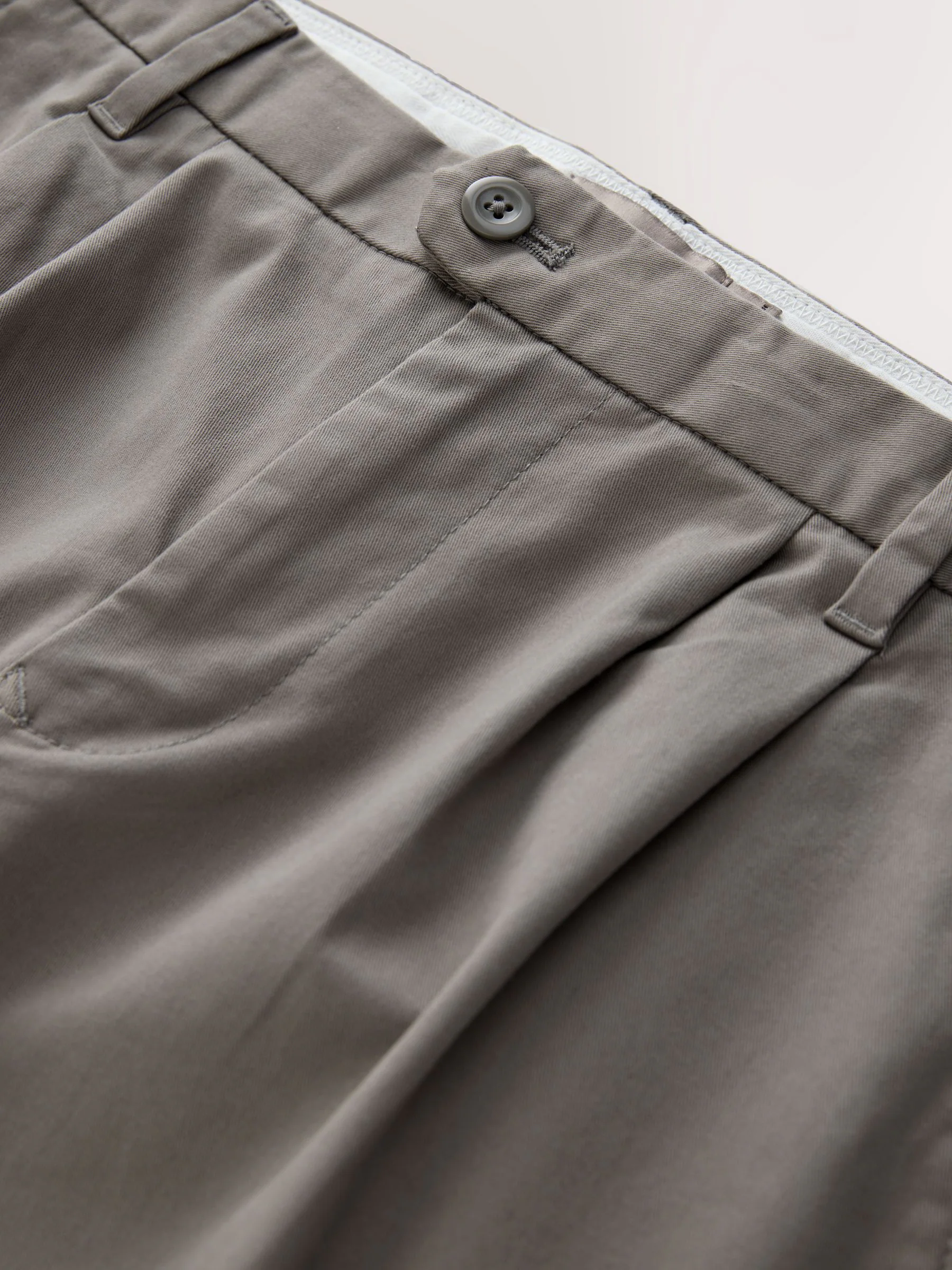 Klei - Twin Pleated Stretch Chinos Trousers