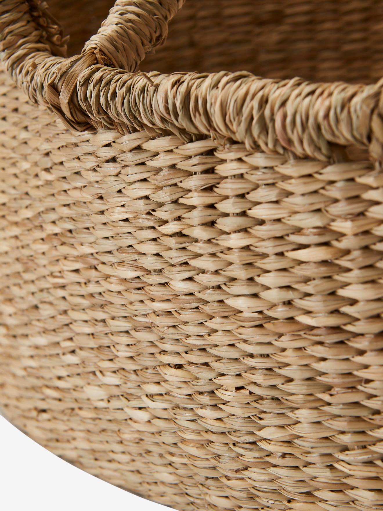 Cesta de boneca de vime branca