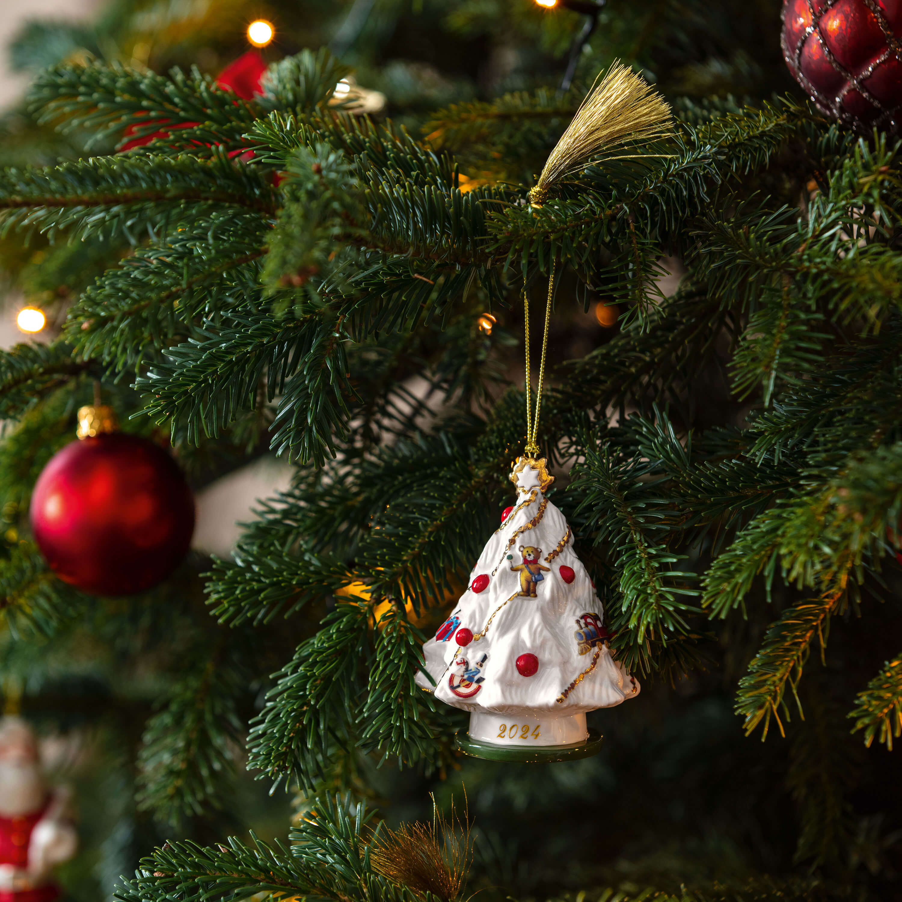 Christmas Classics Christmas ornaments Multi-colored, 2.9'' x 2.9'' x 3.9''