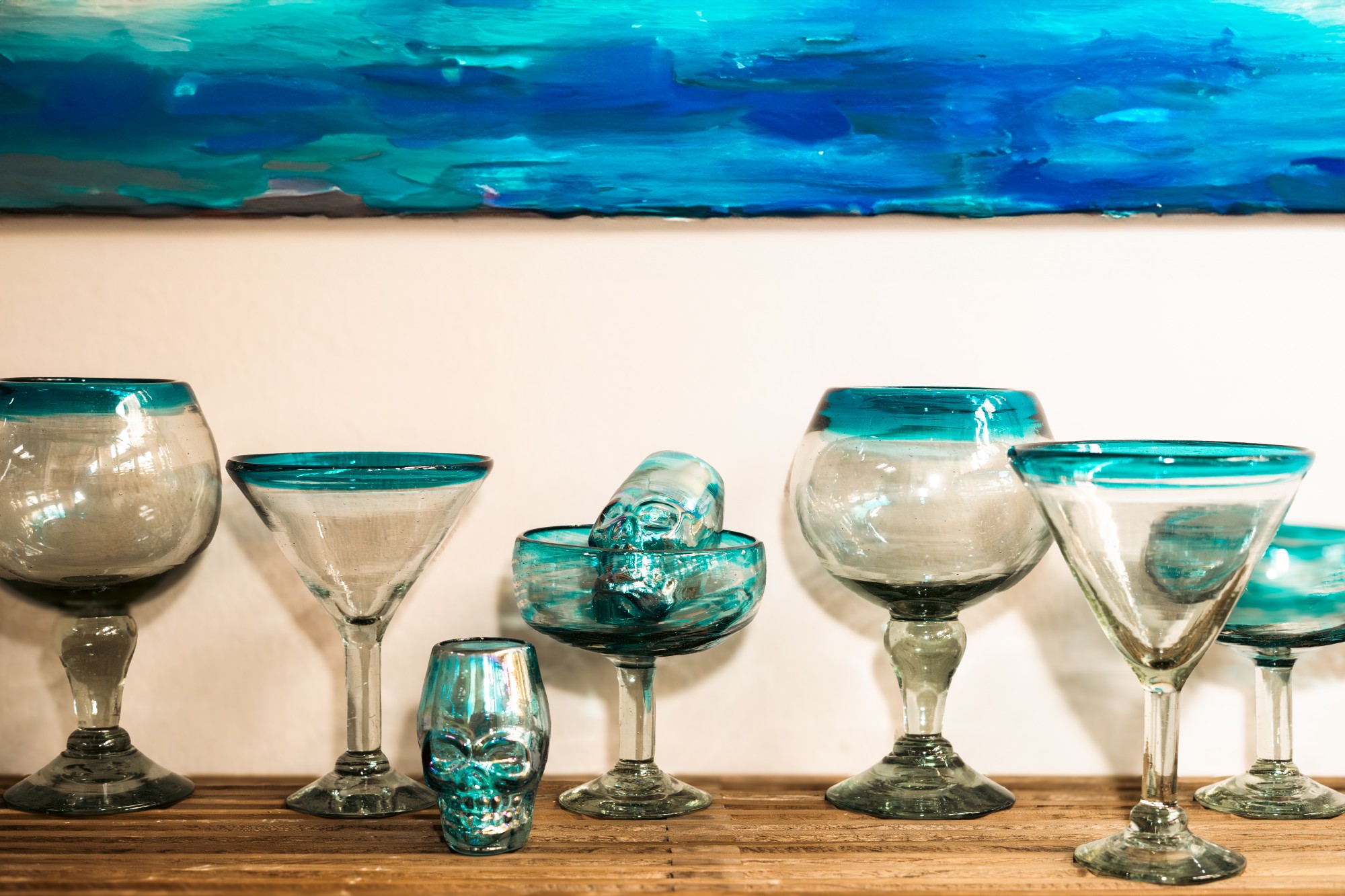 Martiniglas mit blauem Rand, mundgeblasen, H 12 cm, Ø 12 cm zu 11,80
