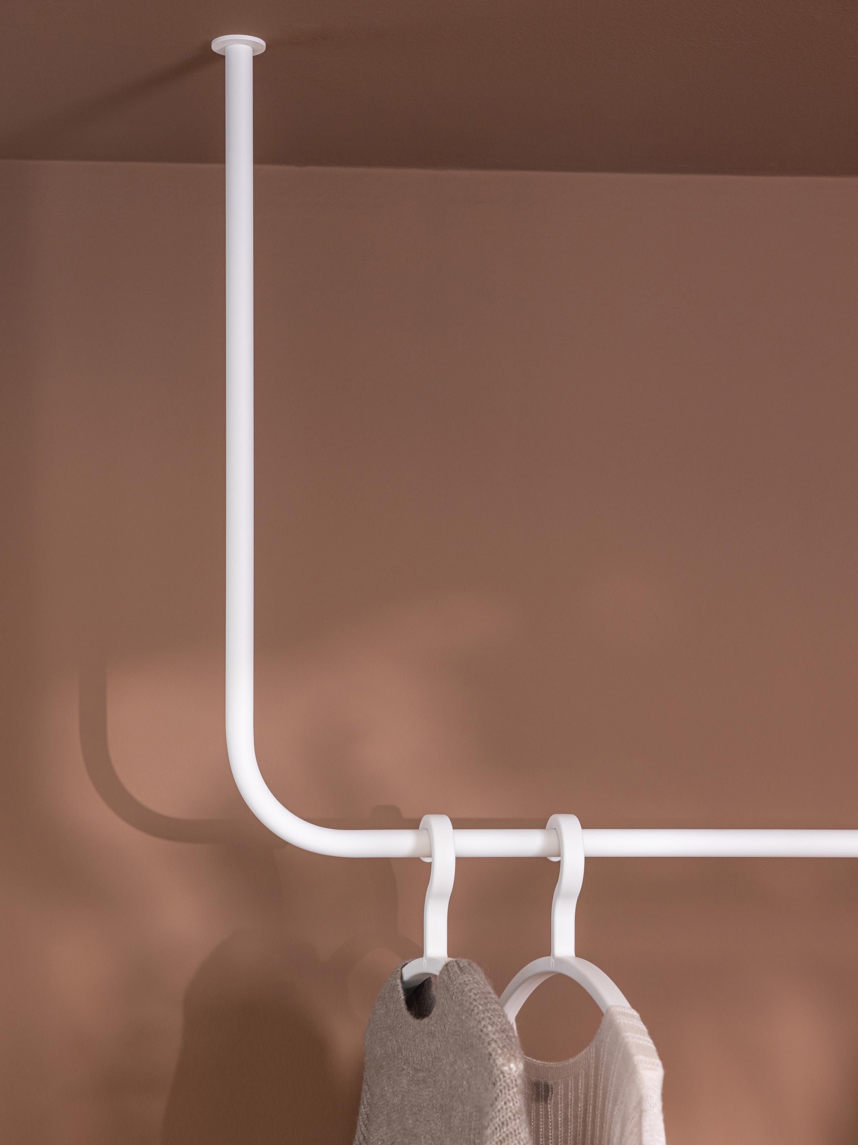 Handgemaakte metalen kledingstang Enio